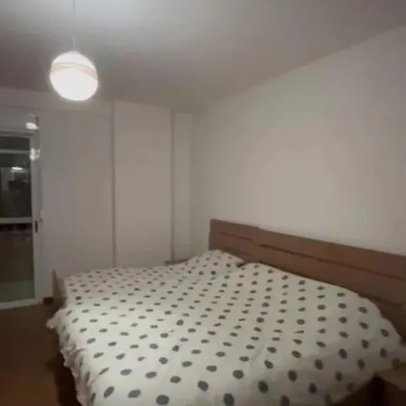 Bright & Spacious 1-bedroom In Stylish Municipality Of Paris,