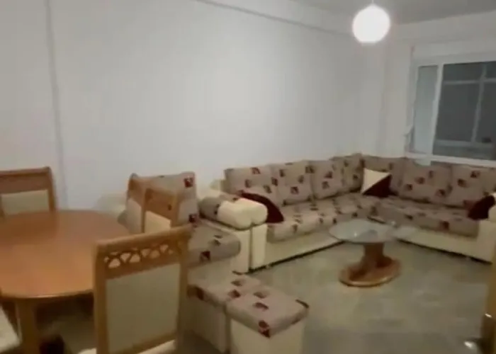 Lejlighed Bright & Spacious 1-bedroom In Stylish Municipality Of Paris,